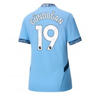 Camisa de Futebol Manchester City Ilkay Gundogan #19 Equipamento Principal Mulheres 2024-25 Manga Curta